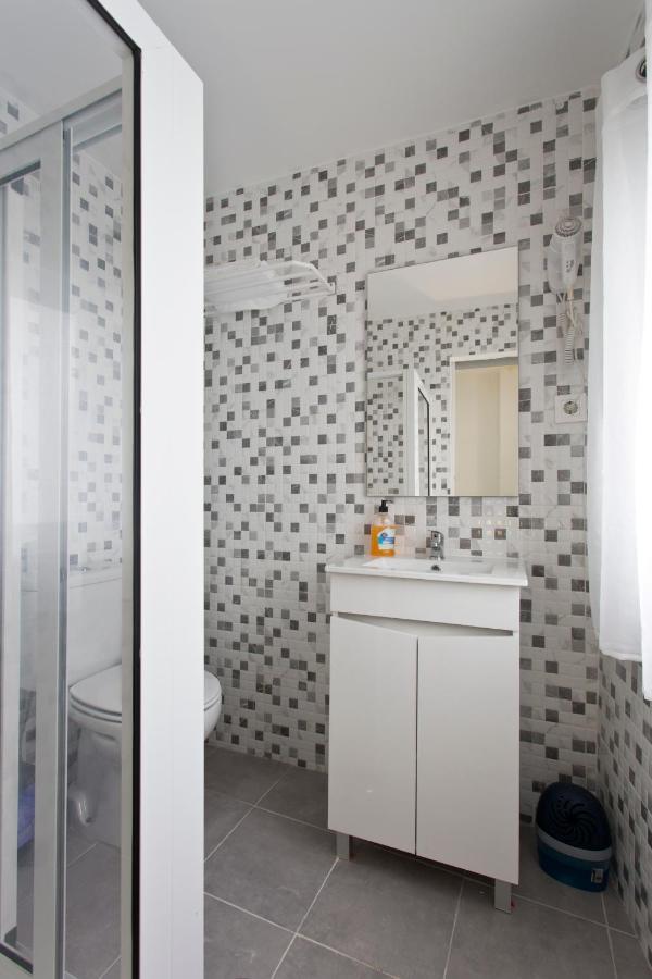 Camera Familiare con Bagno