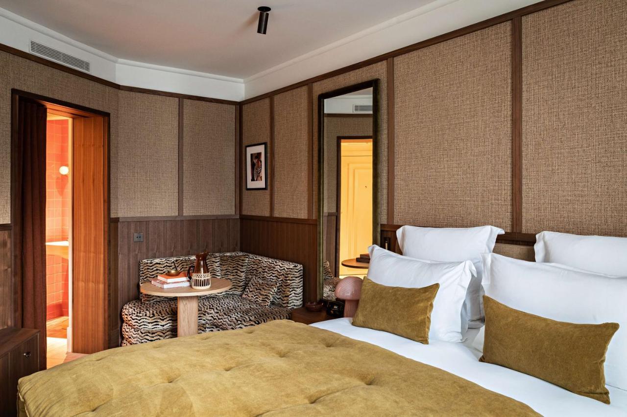 Double Room,1529405572:JPEG