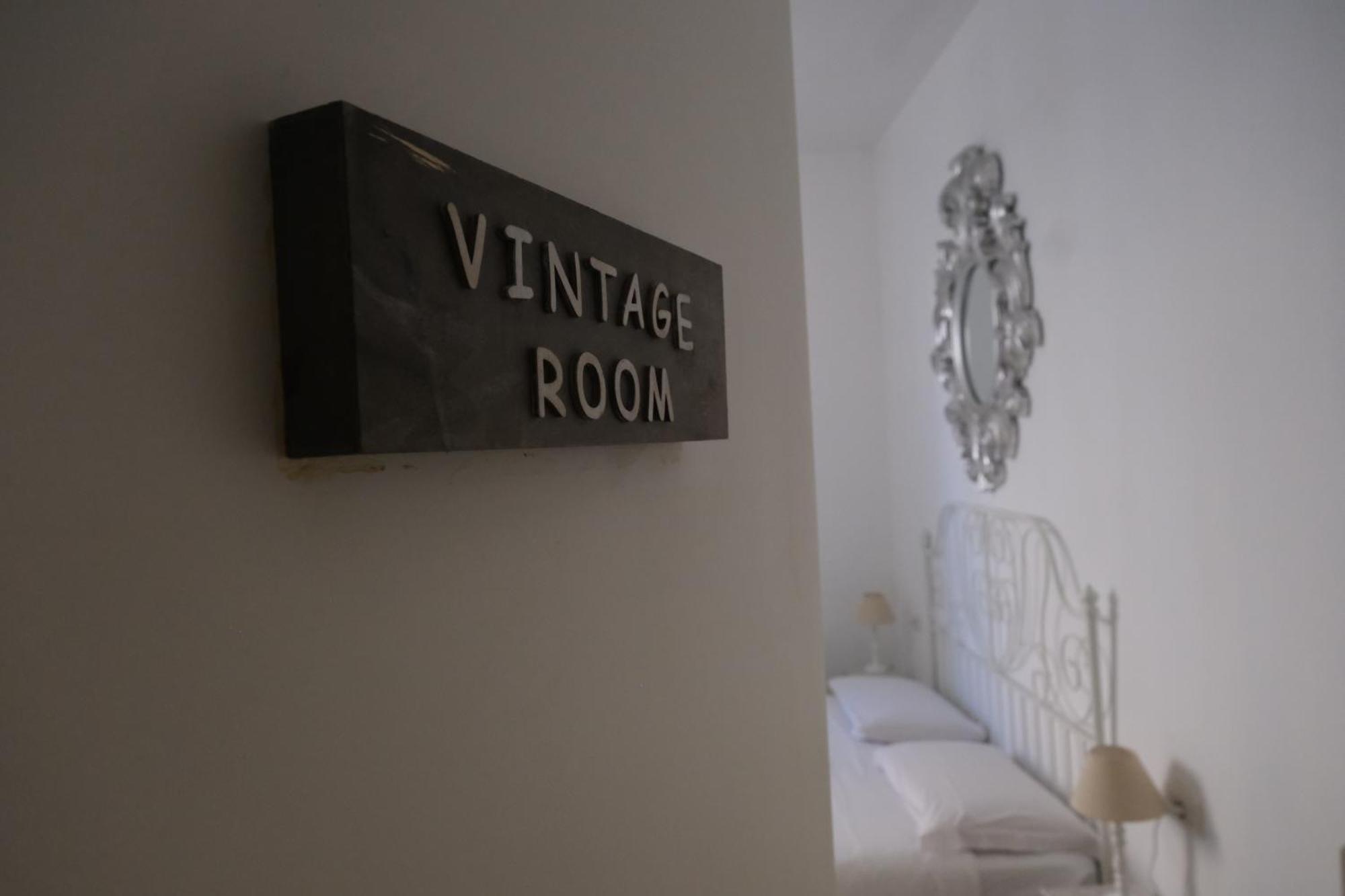 Double Room with Private Bathroom,1499005057:JPEG