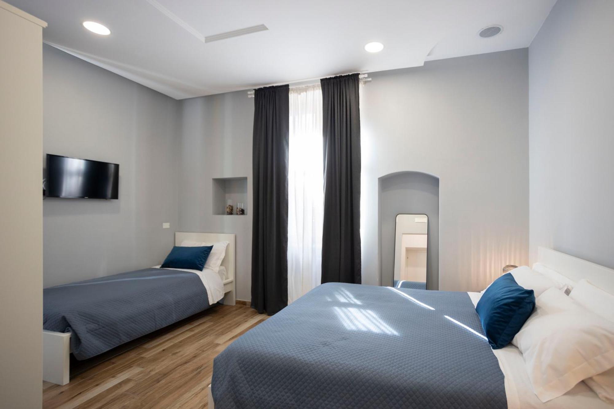 Triple Room,1500415996:JPEG