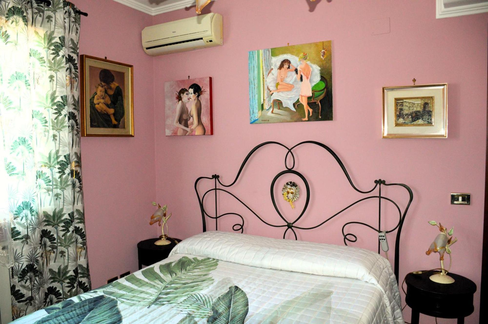 Double or Twin Room with Private Bathroom,1507775818:JPEG