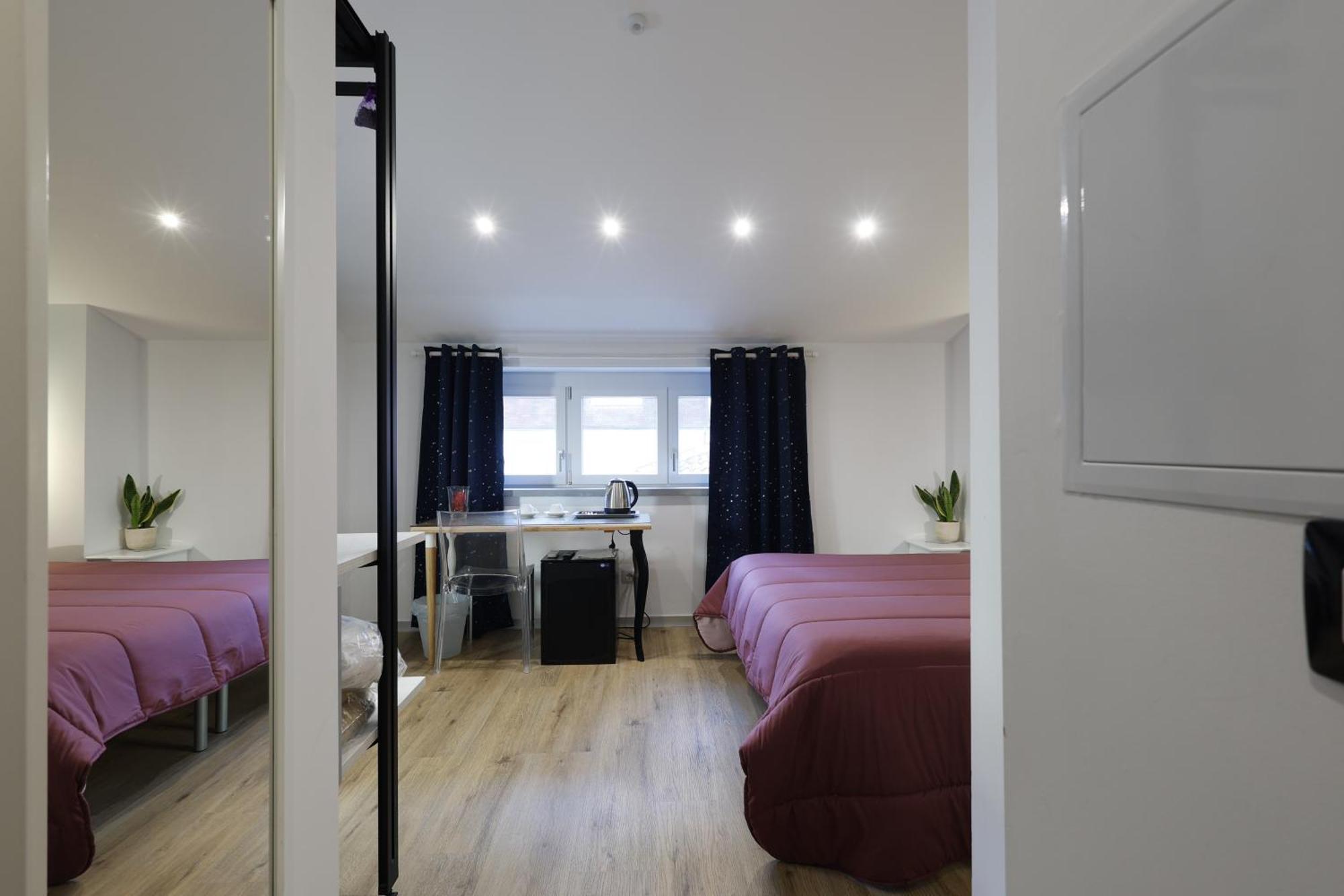 Double Room Private Bathroom