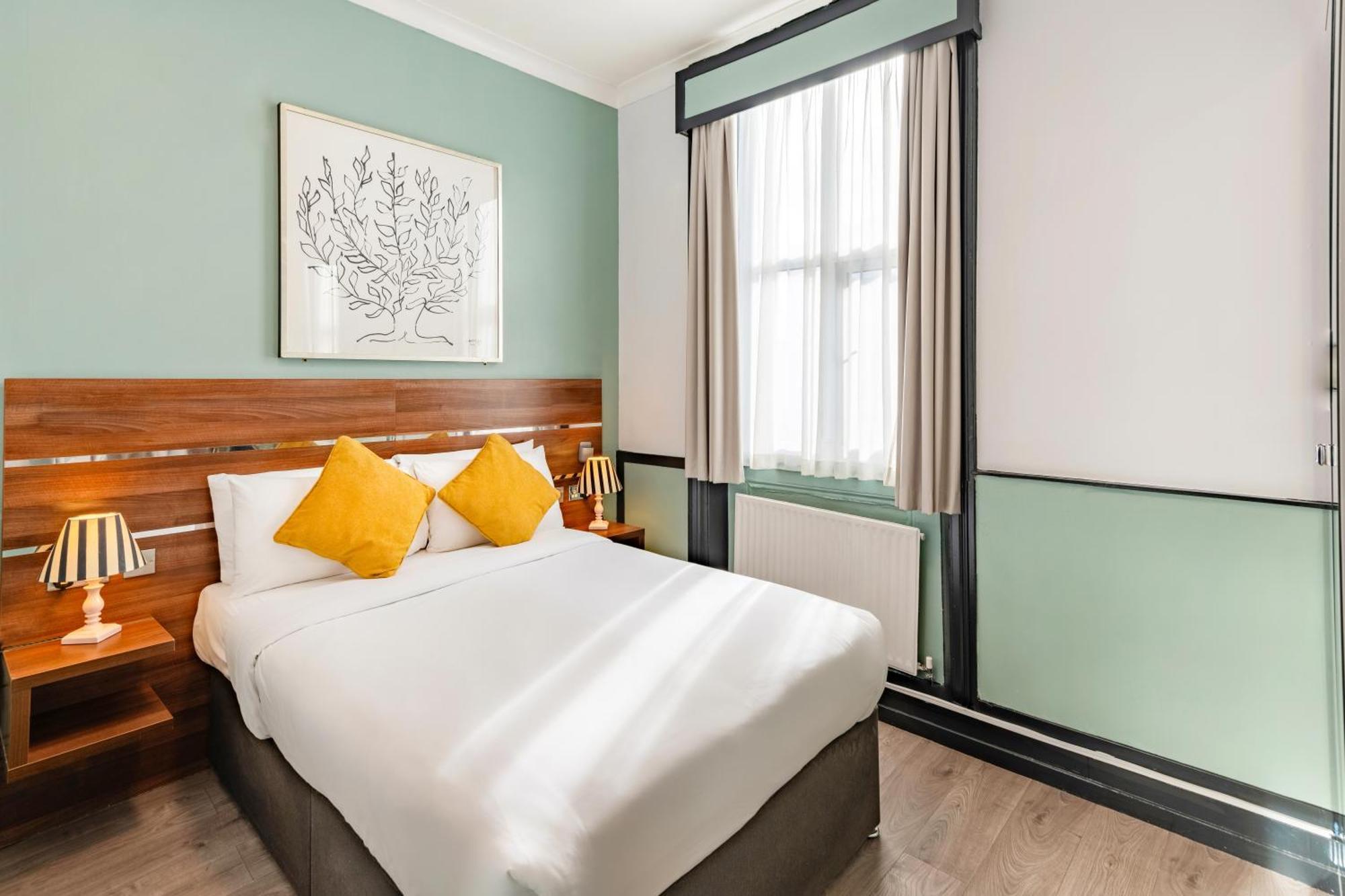 Double Room,1516360675:JPEG