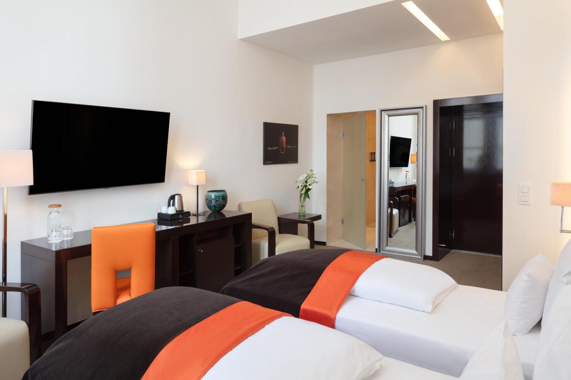 Deluxe Twin Room,1516422364:JPEG