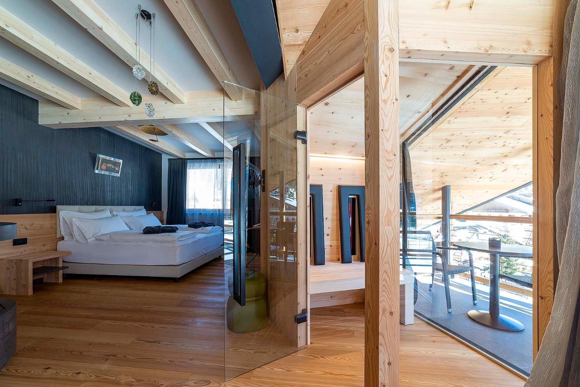 Junior Suite Mountain View