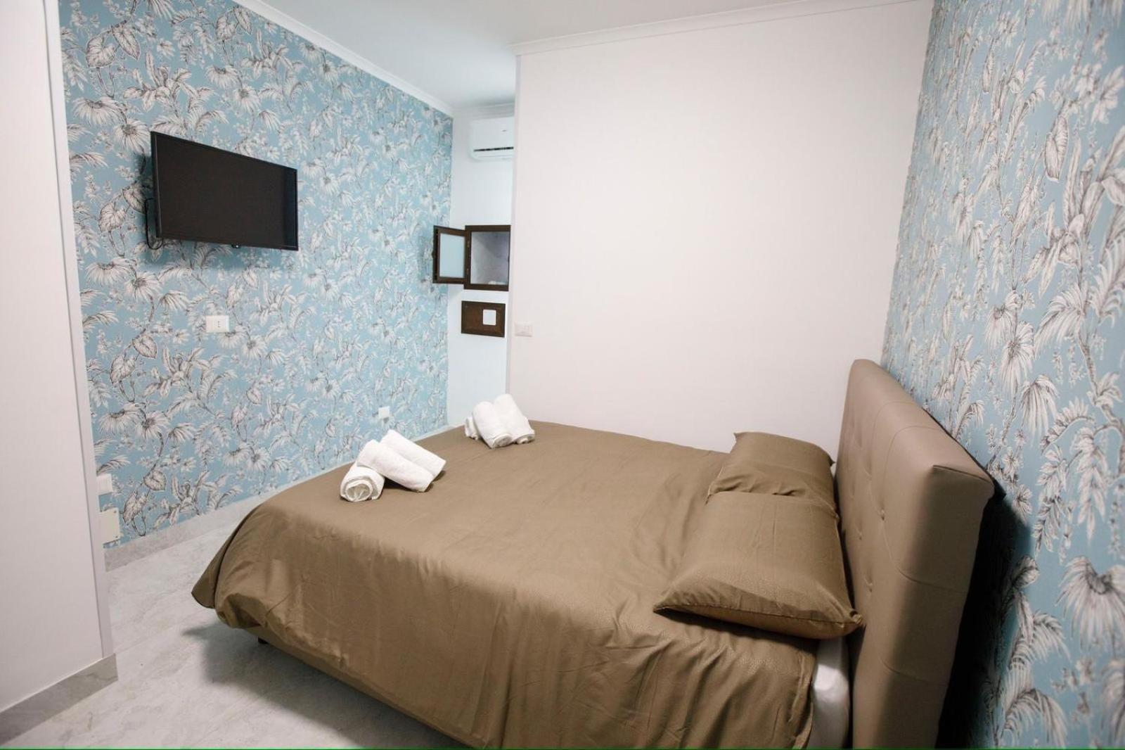 Double Room,1525193551:JPEG