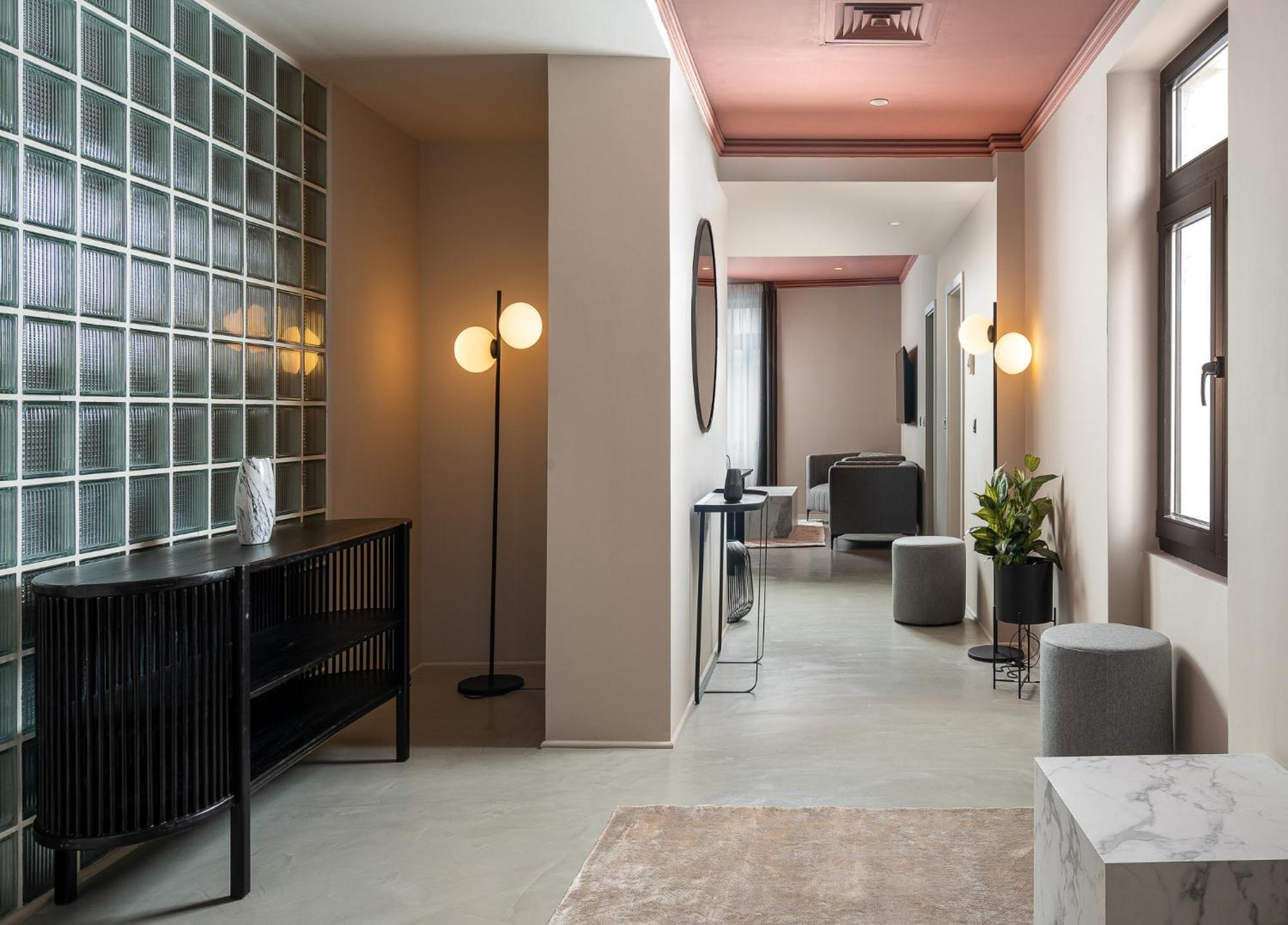 Three-Bedroom Apartment,1525749418:JPEG