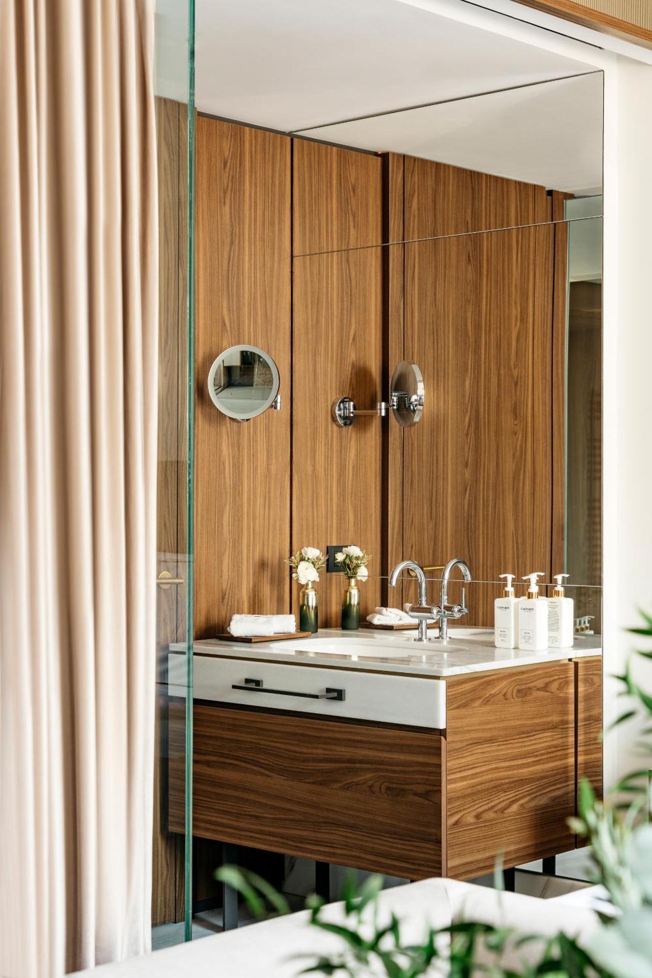 Supreme Room with Spa Access,1526565043:JPEG