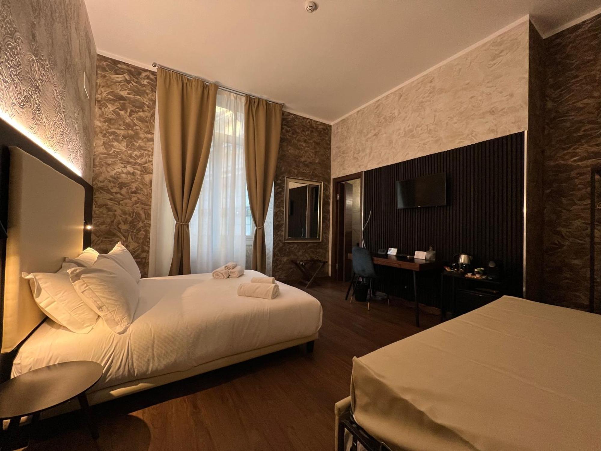 Deluxe Quadruple Room,1532233963:JPEG