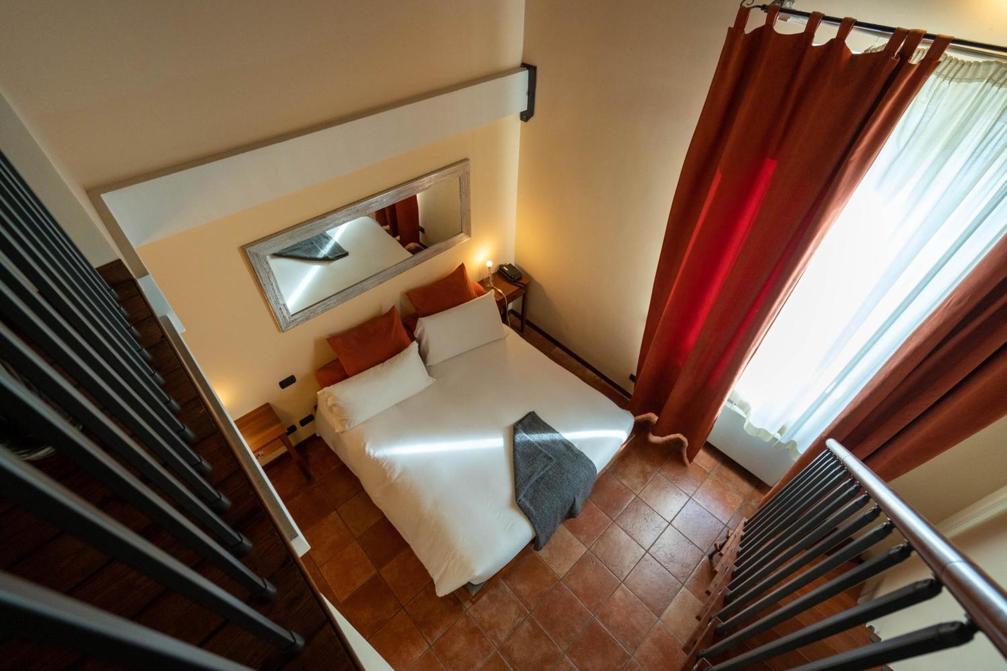 Standard Double/Twin Room,1629391213:JPEG