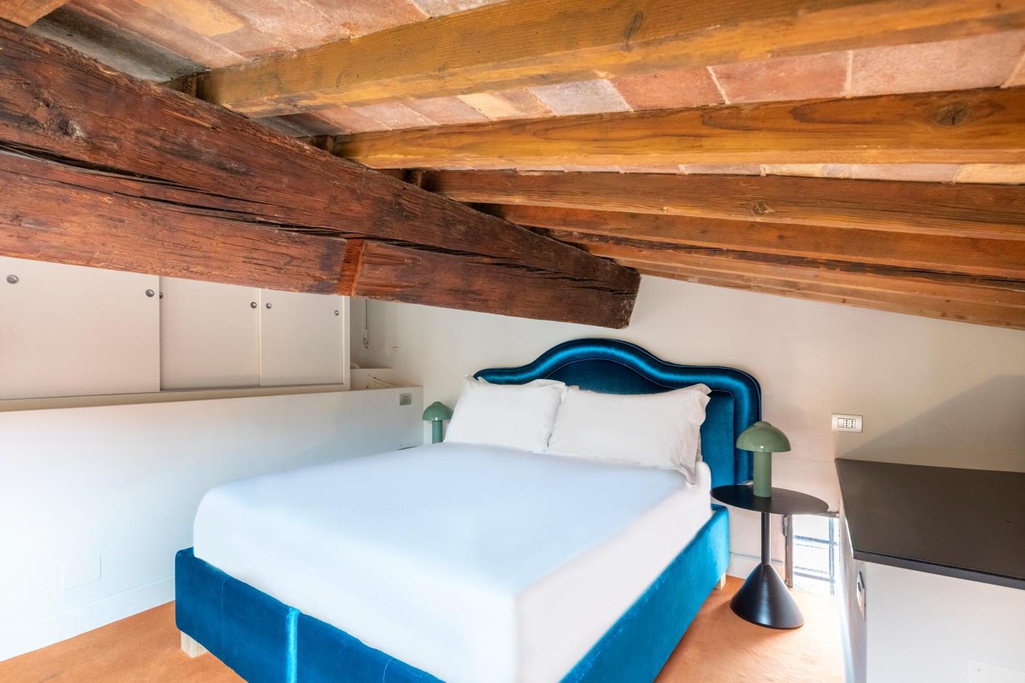 Appartamento su 2 Livelli con 1 Camera da Letto e Divano Letto - Senza Cucina