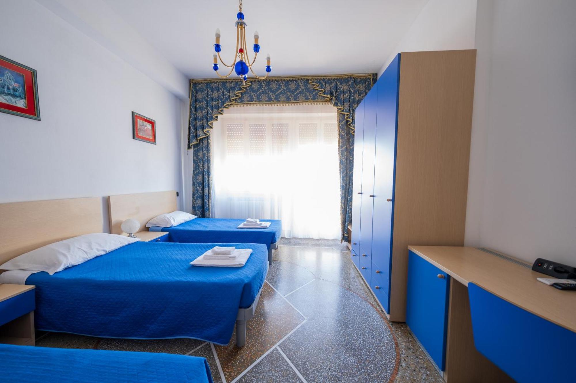 Triple Room,1535604559:JPEG