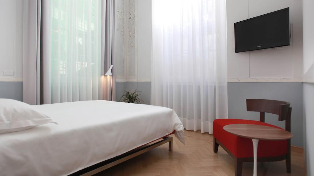 Double Room,236641833:JPEG