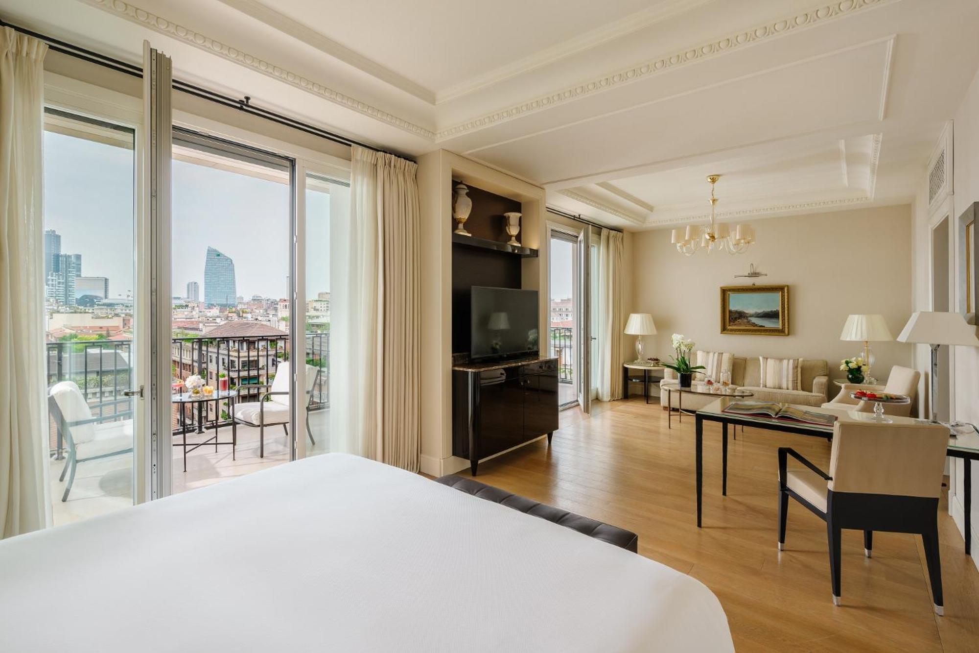 Suite with Terrace,1543280527:JPEG