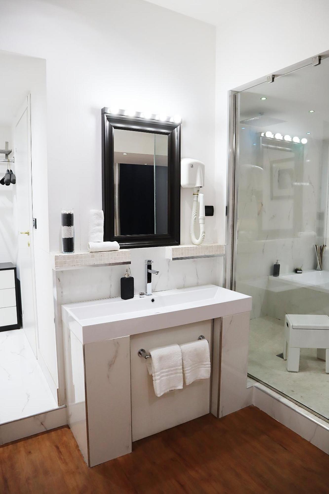 Superior Suite