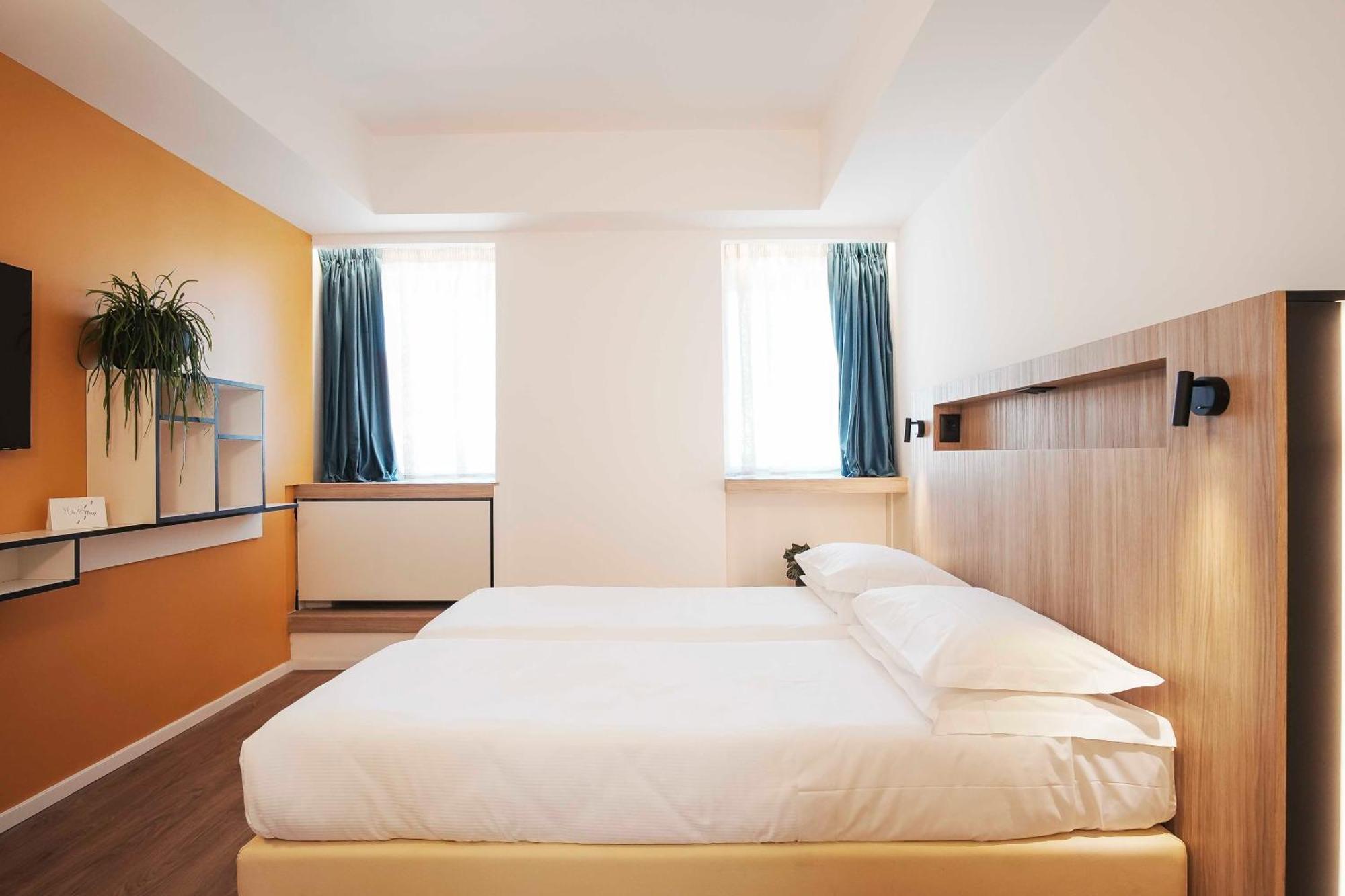 Standard Double Room,1544024470:JPEG