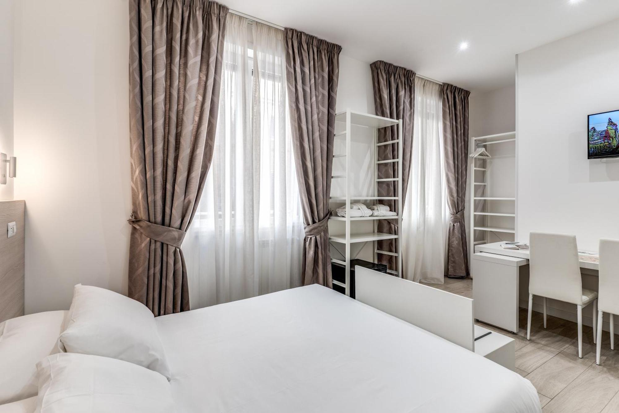 Triple Room,1545562654:JPEG