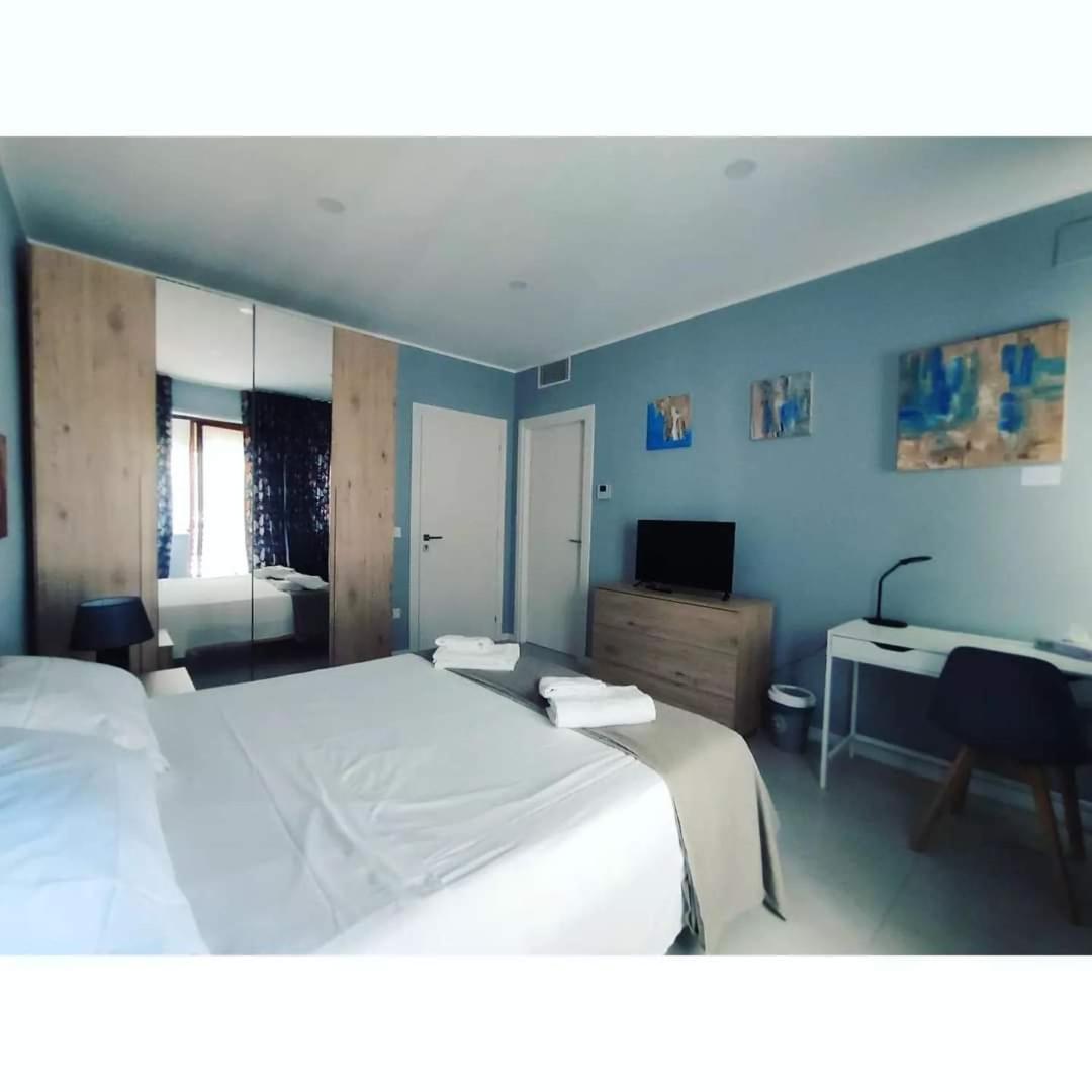 Queen Room Balcony