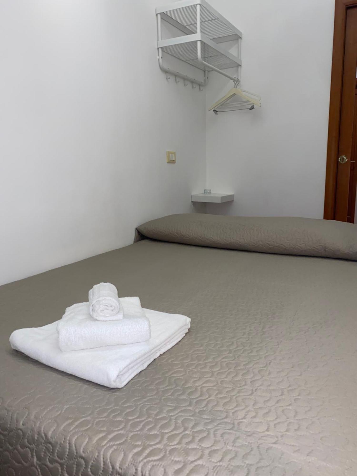 Double Room,1548877285:JPEG