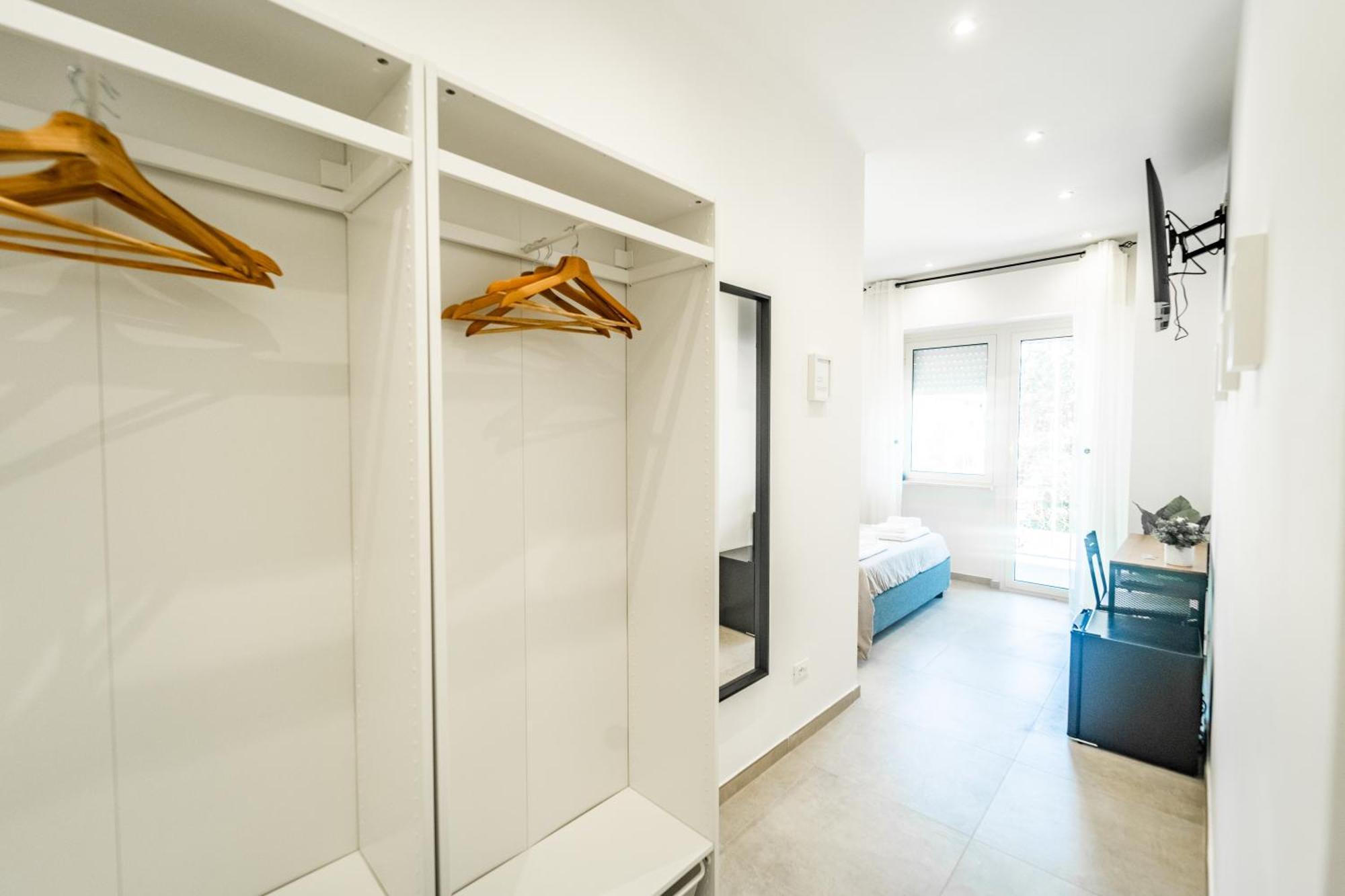 Double Room Private Bathroom