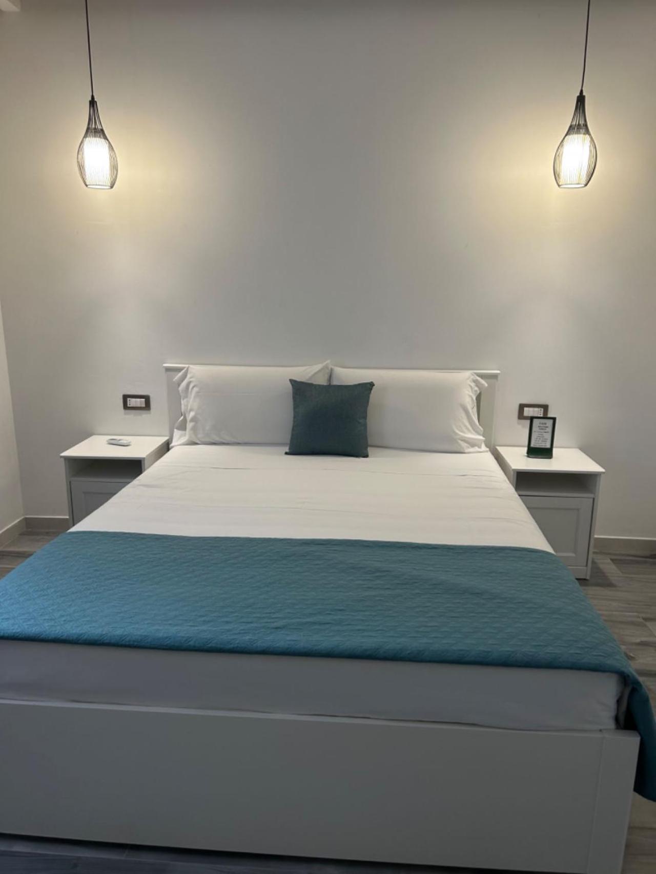 Standard Double Room,1553379676:JPEG