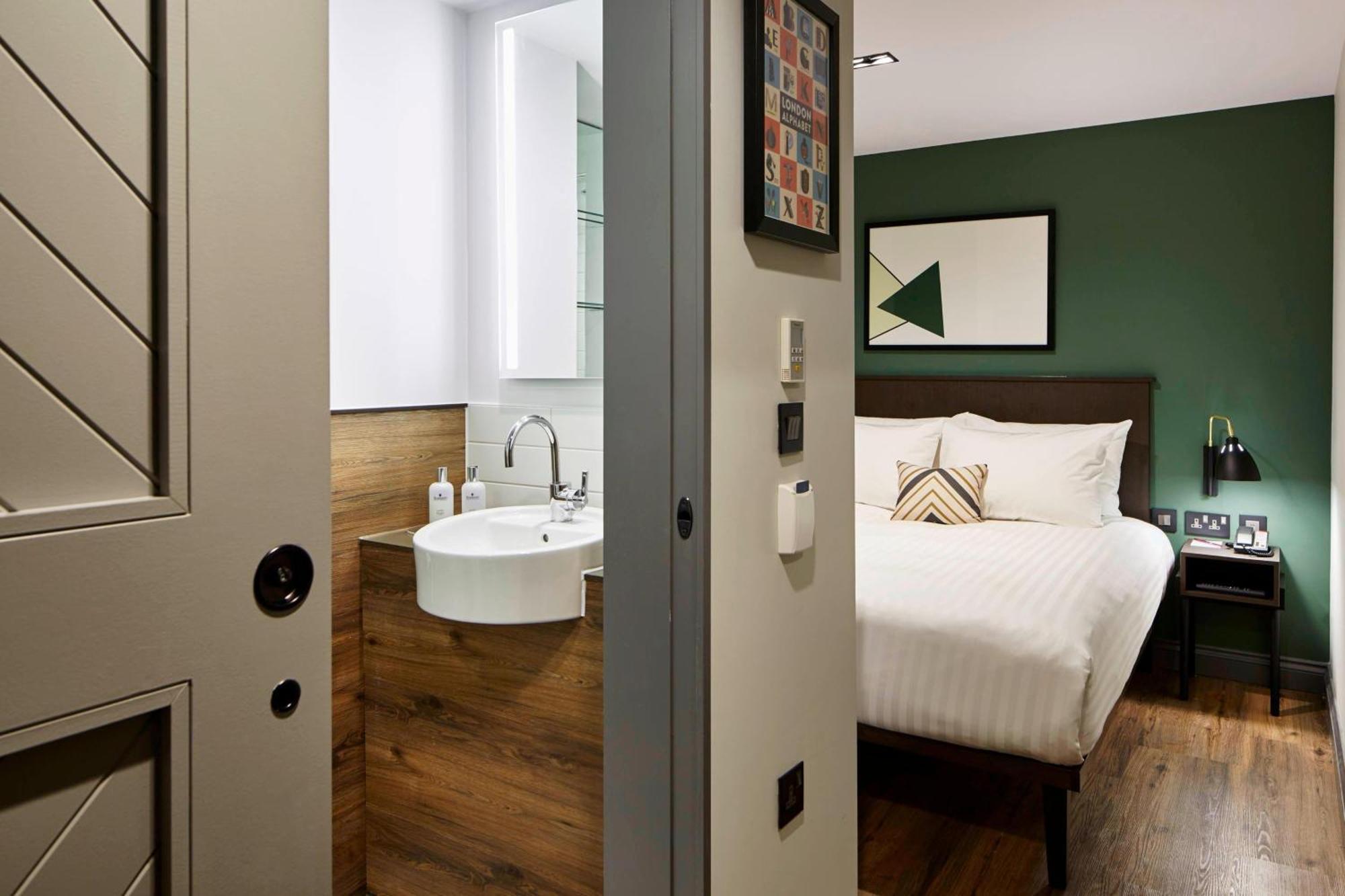 Suite con 1 Camera con Letto Matrimoniale