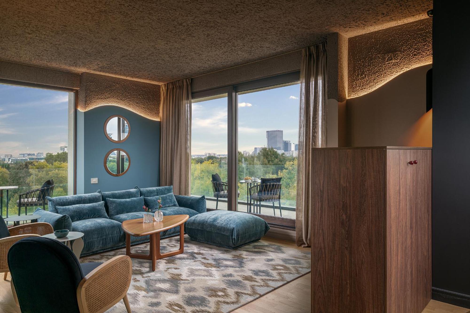 Appartamento con 3 Camere da Letto e Vista Lago