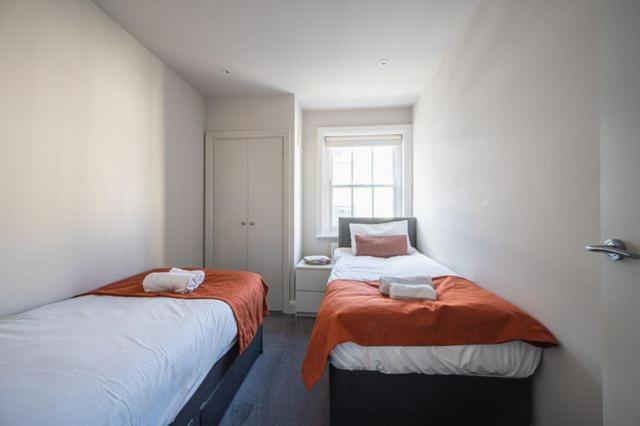 Appartamento con 2 Camere da Letto