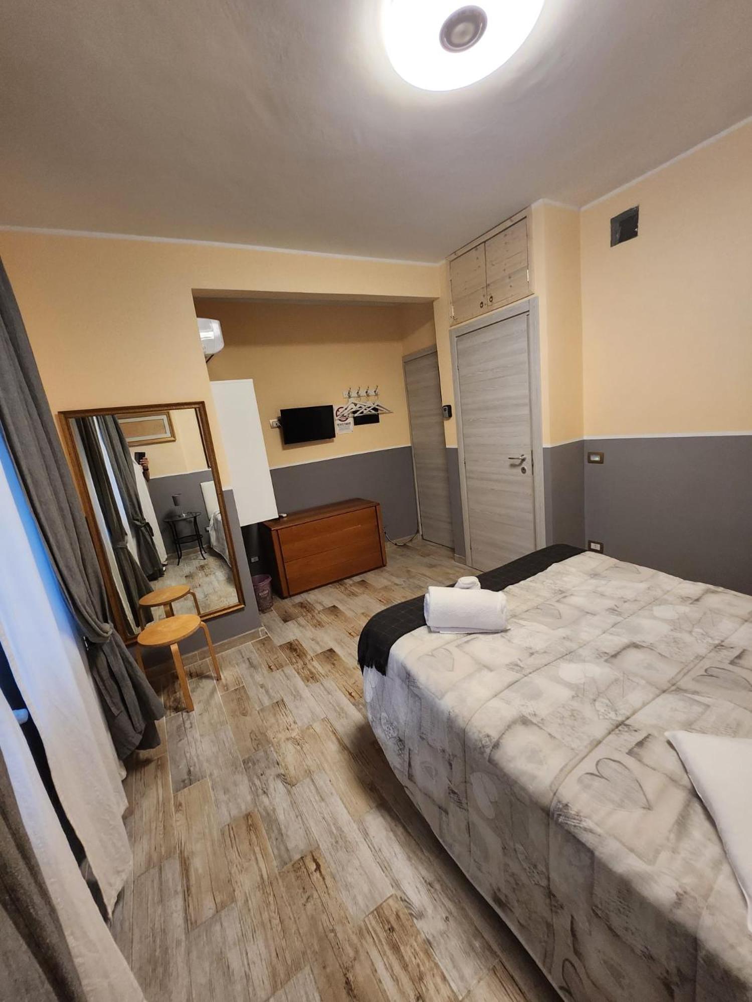 Double Room with Private Bathroom,1569199001:JPEG