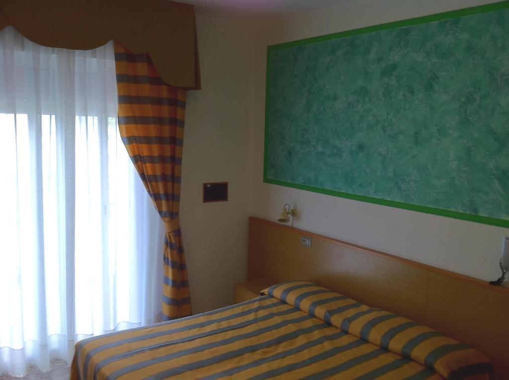 Double or Twin Room,1580539785:JPEG