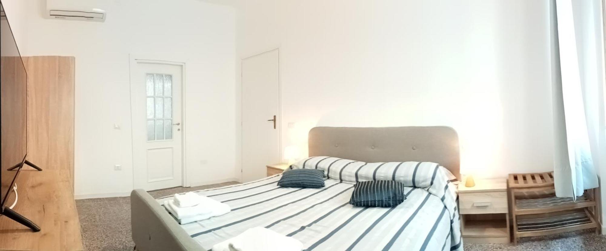 One-Bedroom Standard Apartment