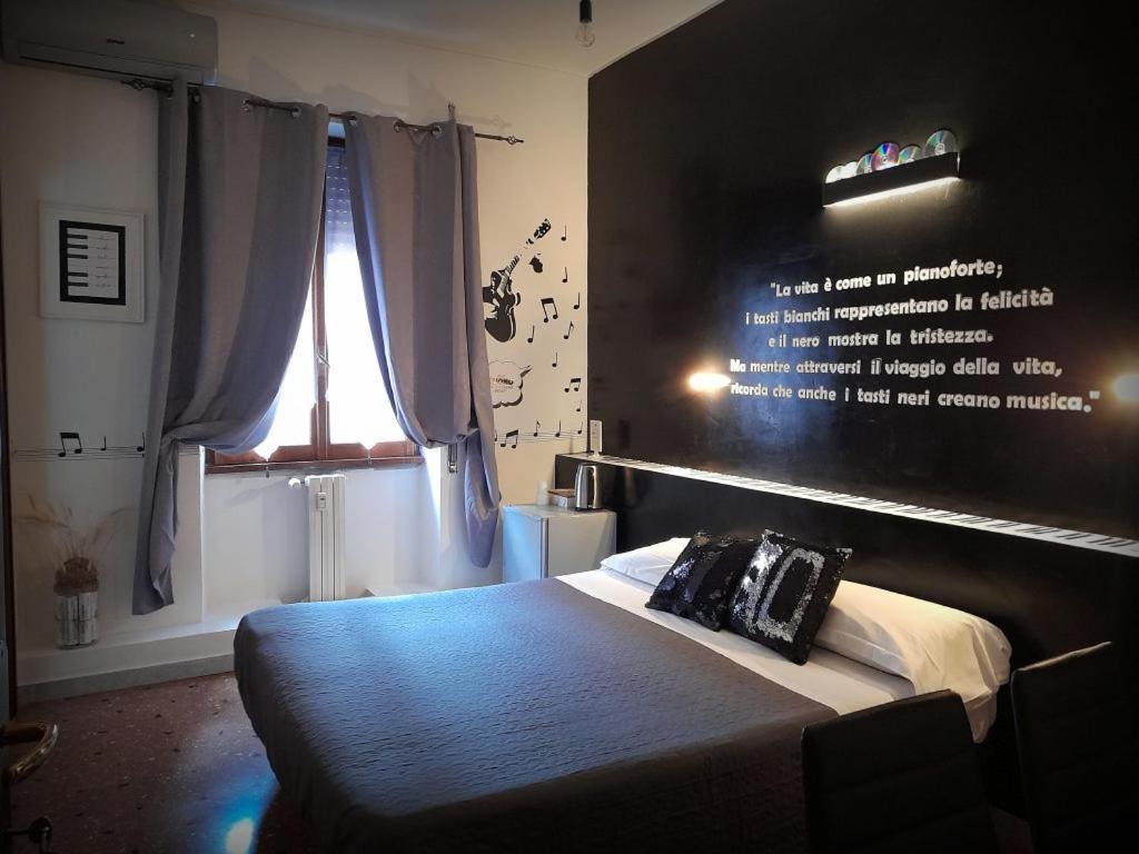 Double Room with Private Bathroom,1585043382:JPEG