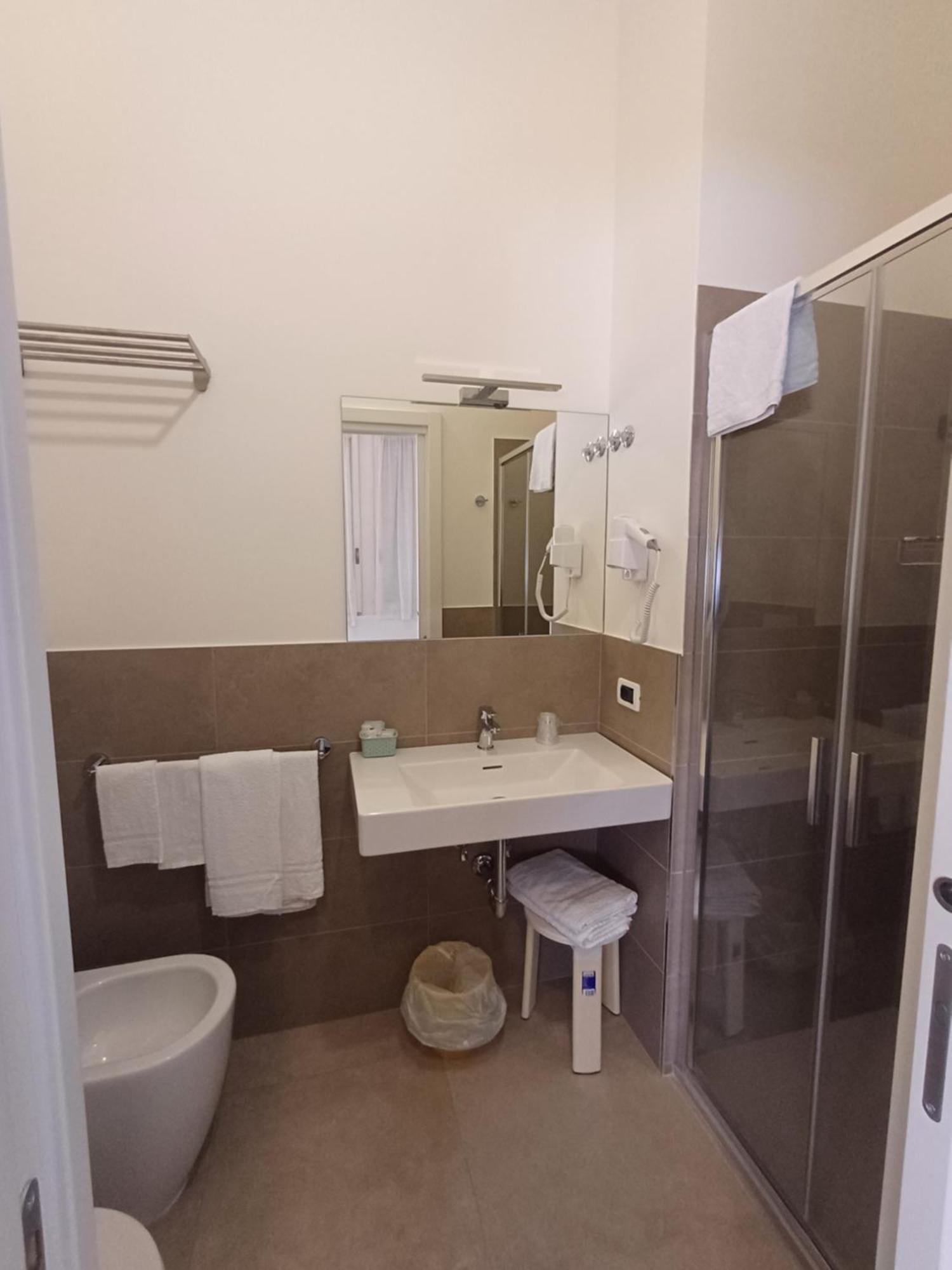 Standard Triple Room,1587529633:JPEG