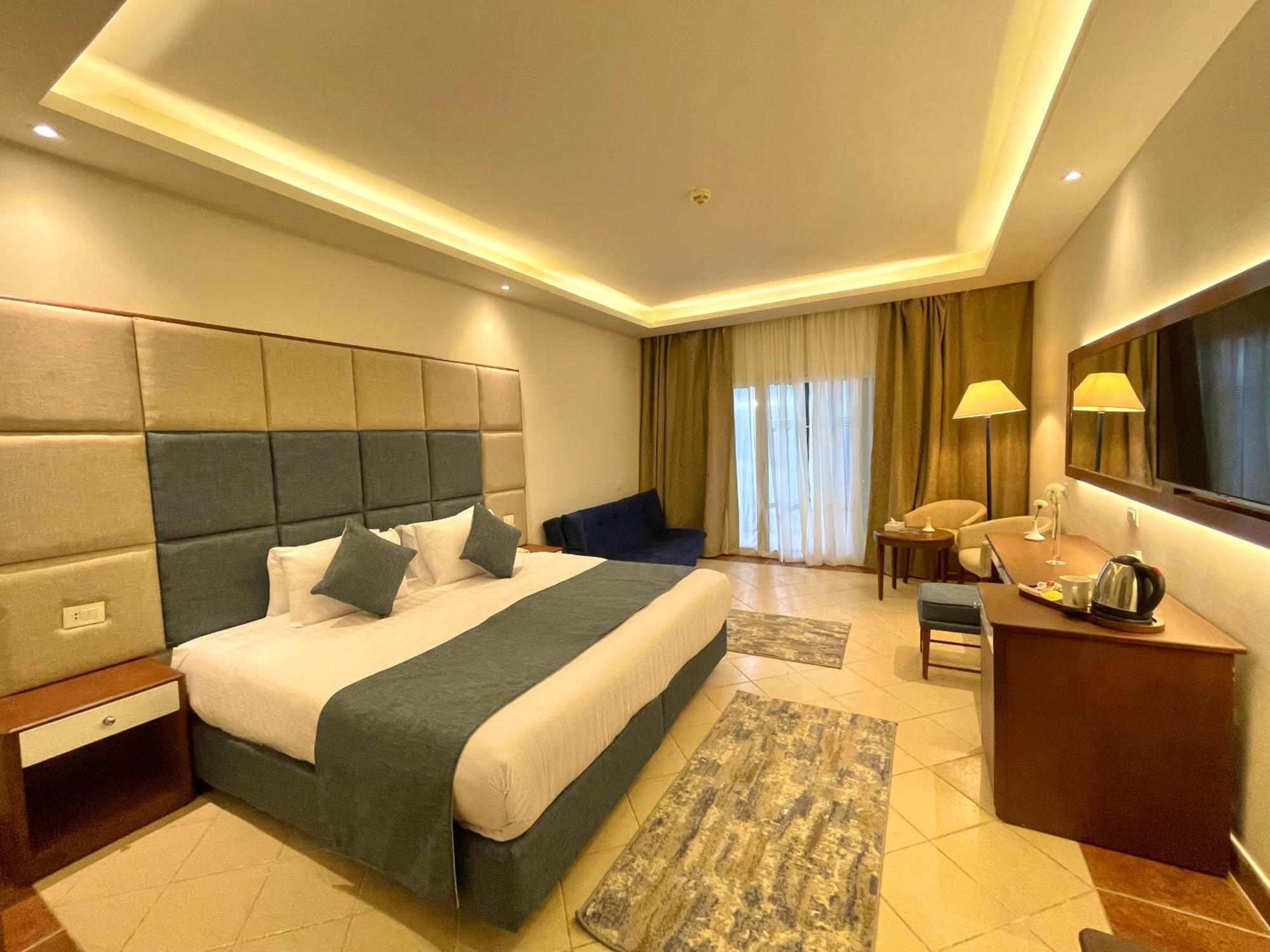 Standard Double or Twin Room Sea View