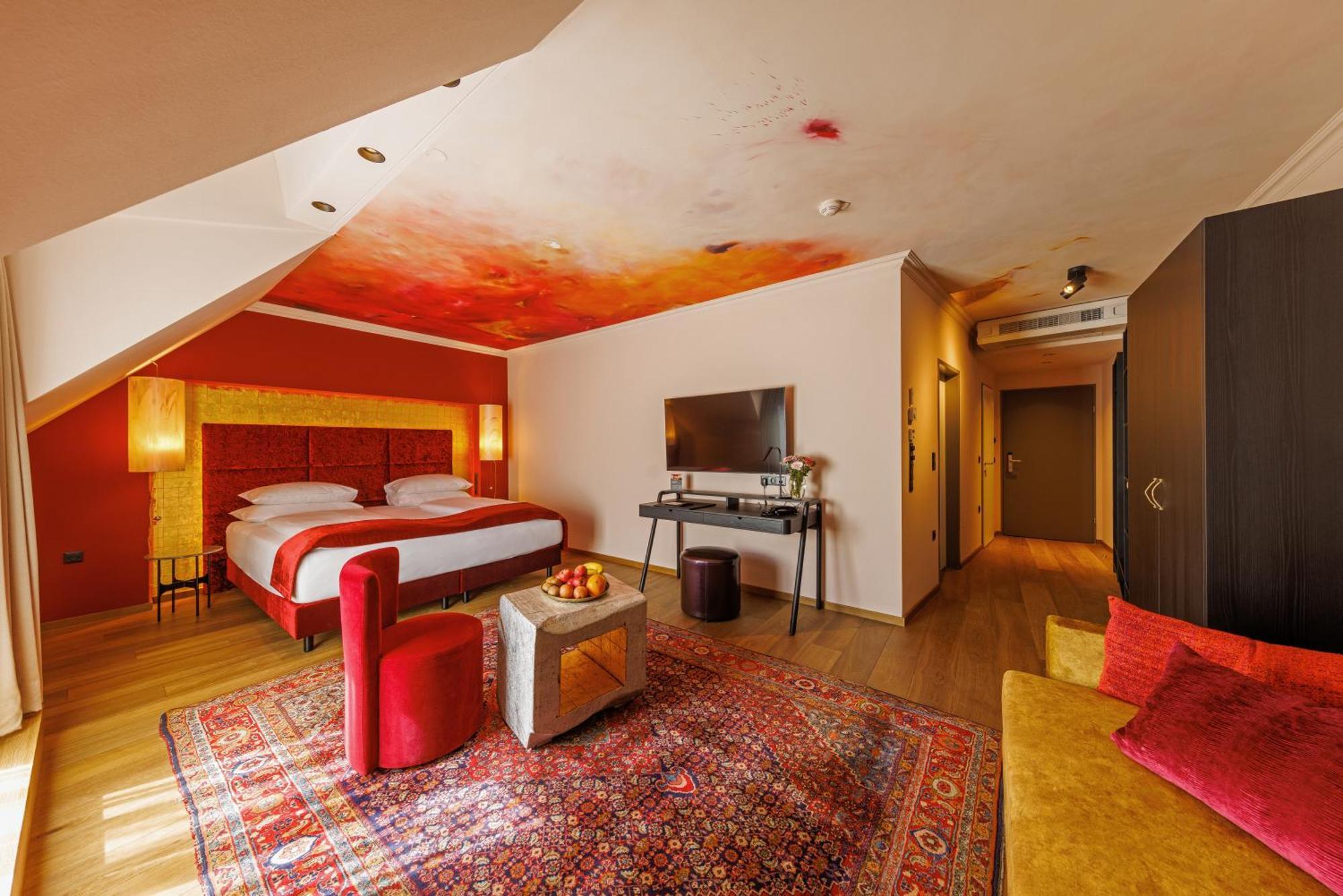 Junior Suite with Balcony,1592874180:JPEG