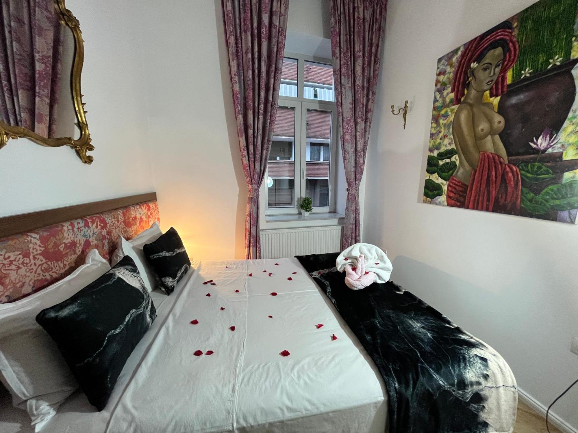Queen Suite