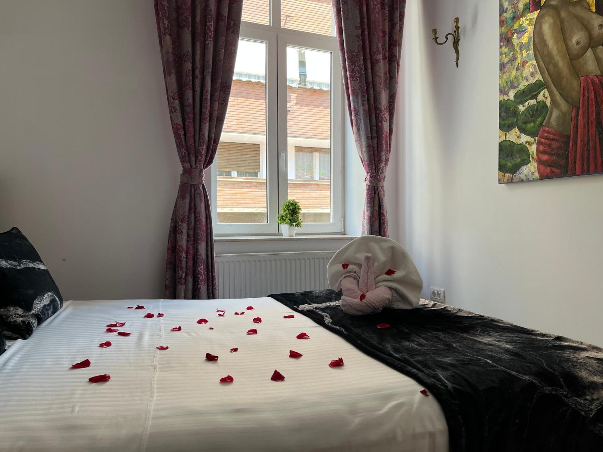 Queen Suite