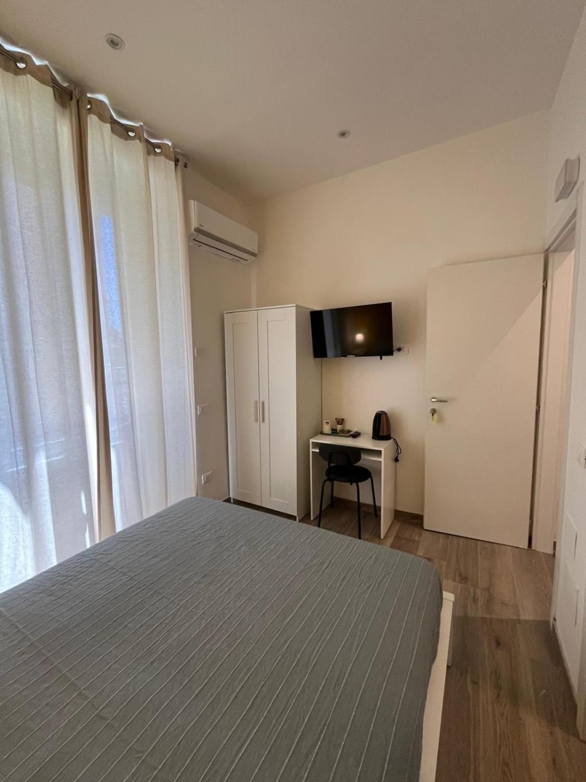 Double Room with Private Bathroom,1595817181:JPEG