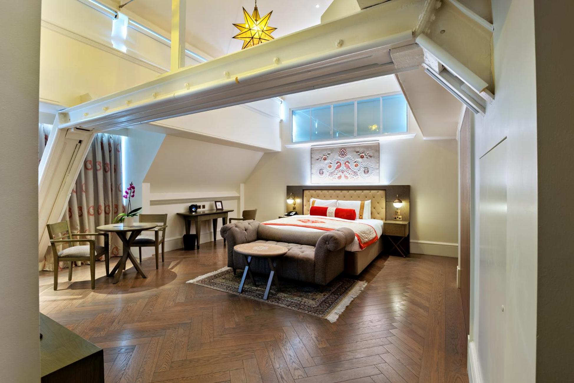 Suite Lalit
