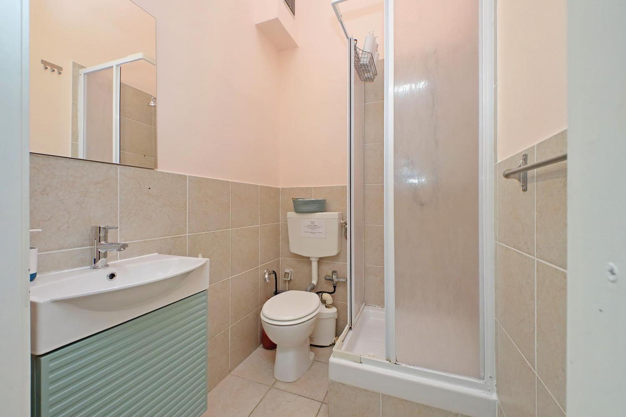 Double Room with Private Bathroom,1599002291:JPEG