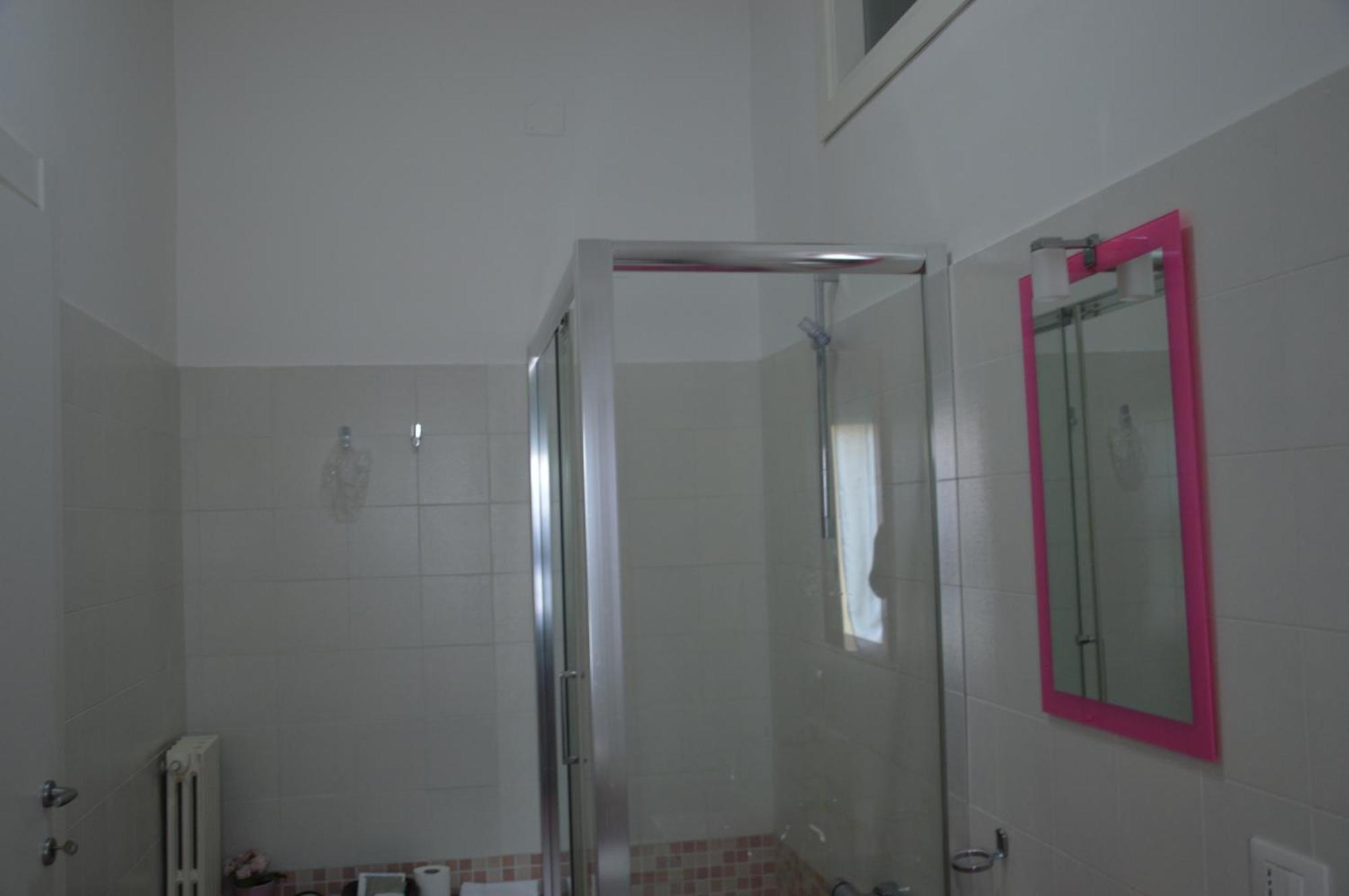 Twin Room,1599664474:JPEG