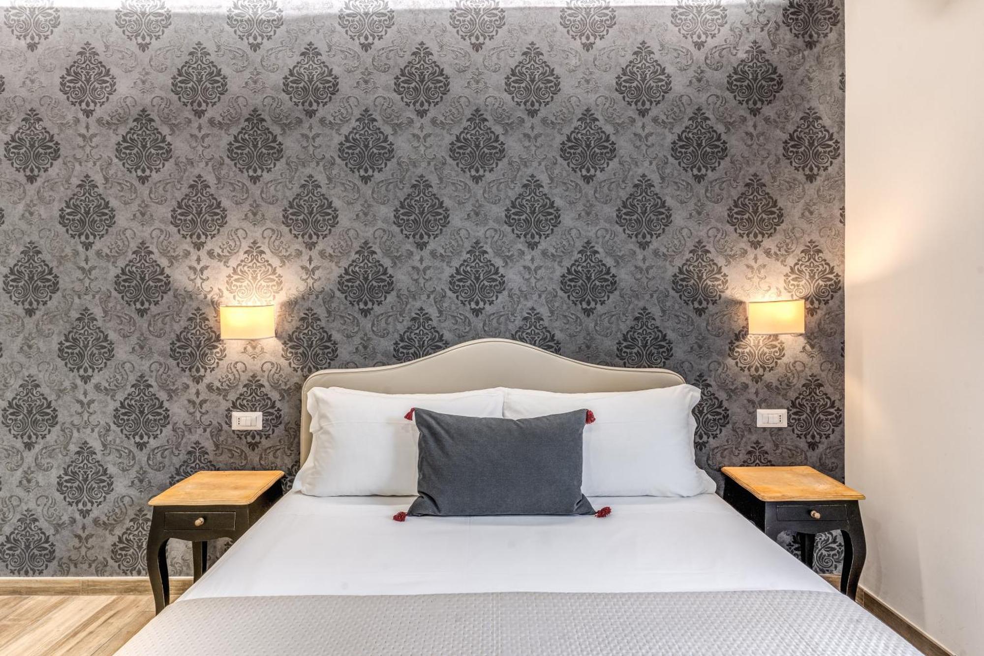 Deluxe Quadruple Room,1604132178:JPEG