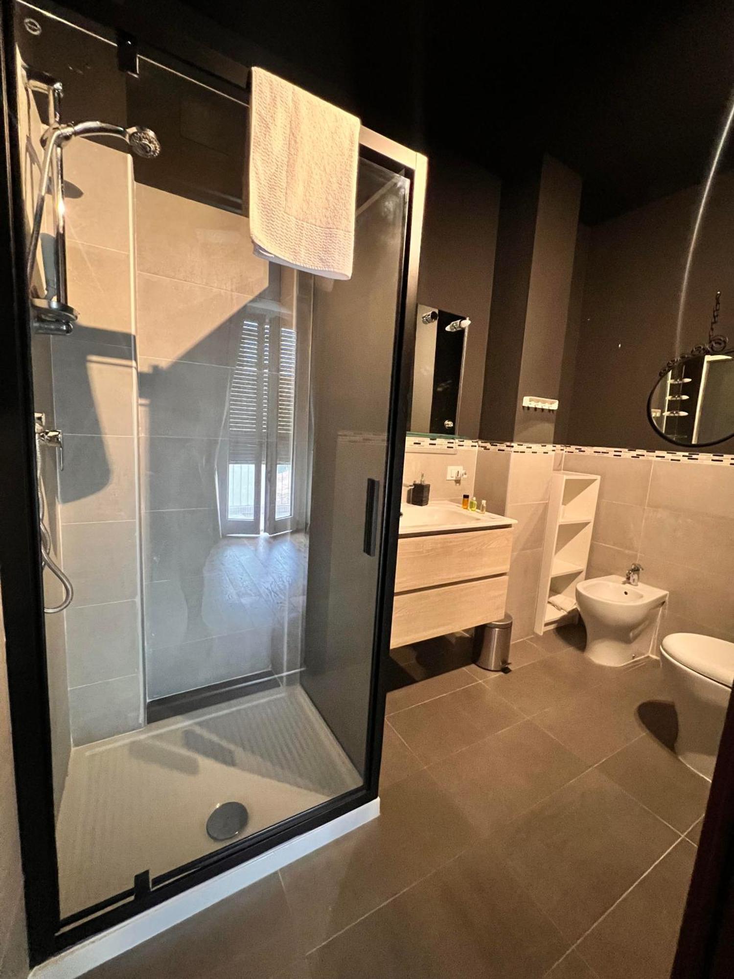 Camera Familiare con Bagno