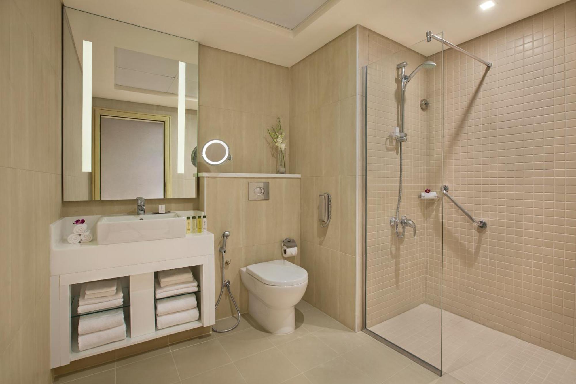 Two-Bedroom Suite with Kitchen - City View,1699018660:JPEG