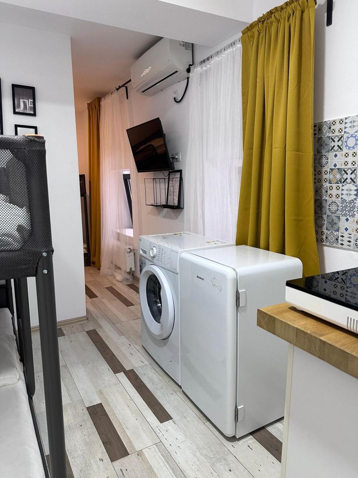 4-Bed Mixed Dormitory Room