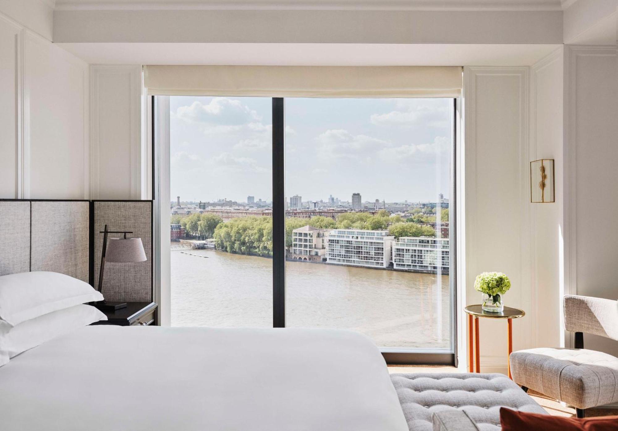 Deluxe Park Suite with River View,1611950316:JPEG