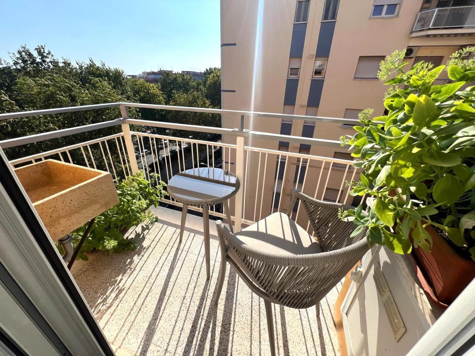 Deluxe Double or Twin Room with Balcony,1612844855:JPEG