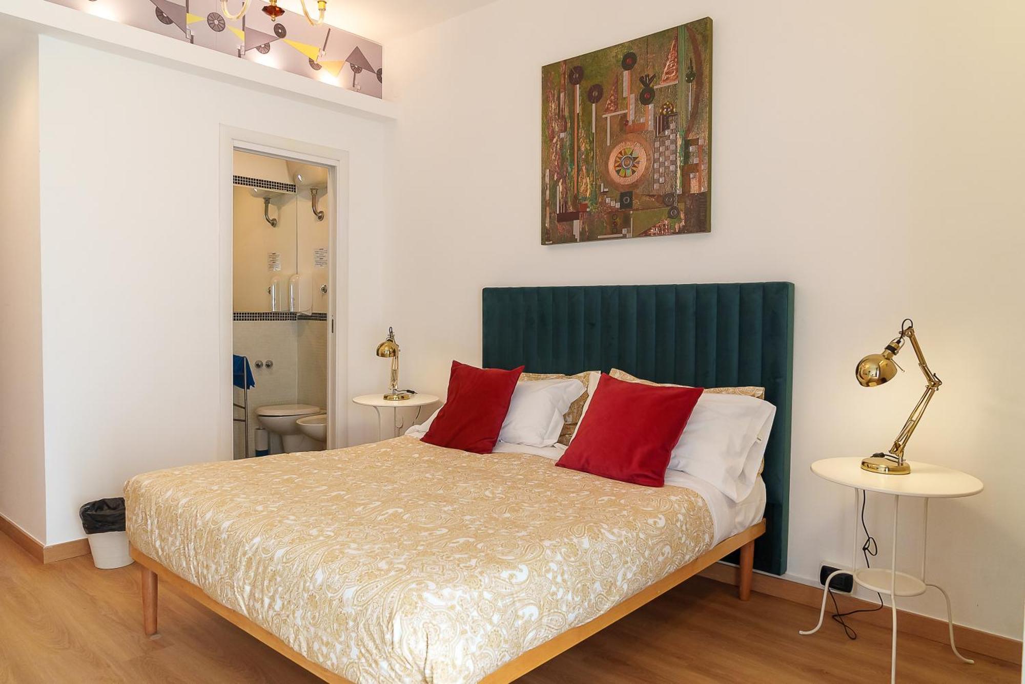 Deluxe Double Room with Balcony,1614058615:JPEG