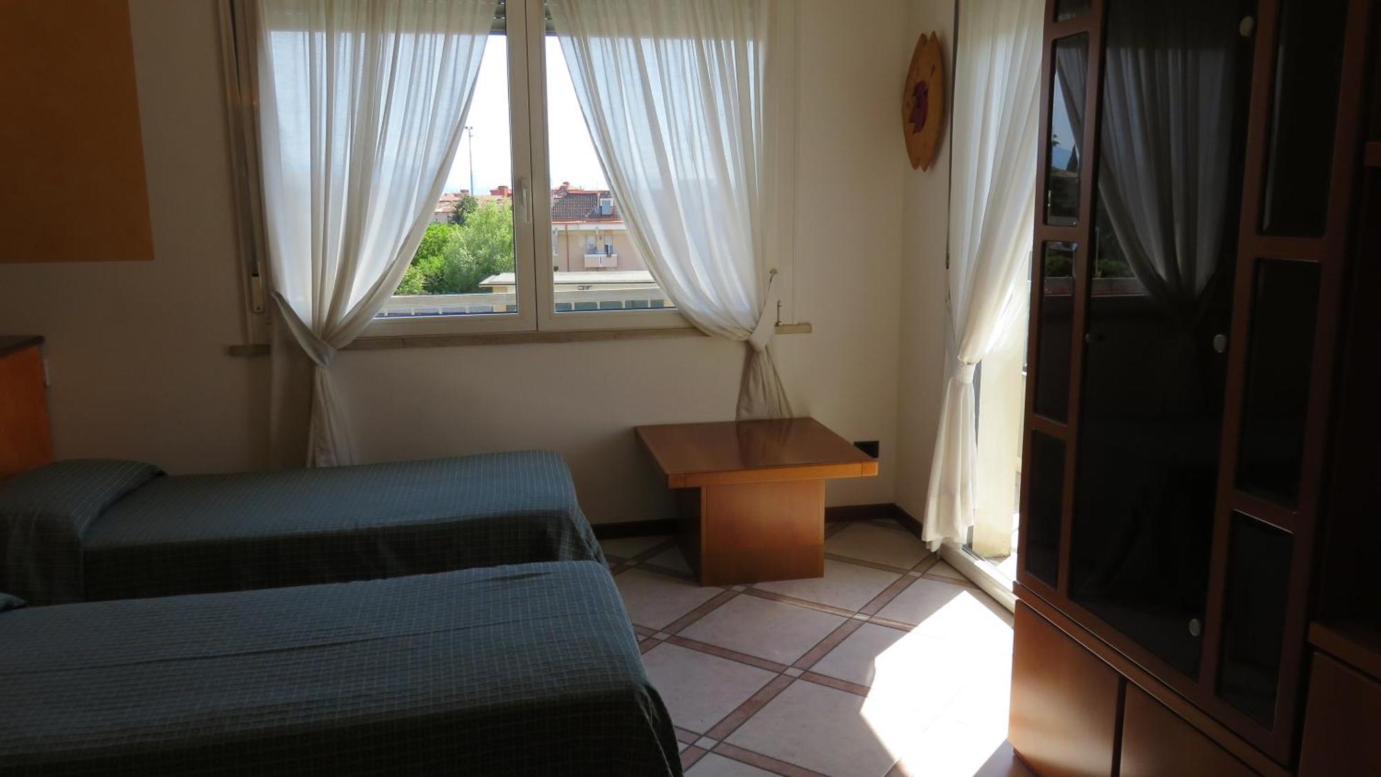 Camera Familiare con Balcone