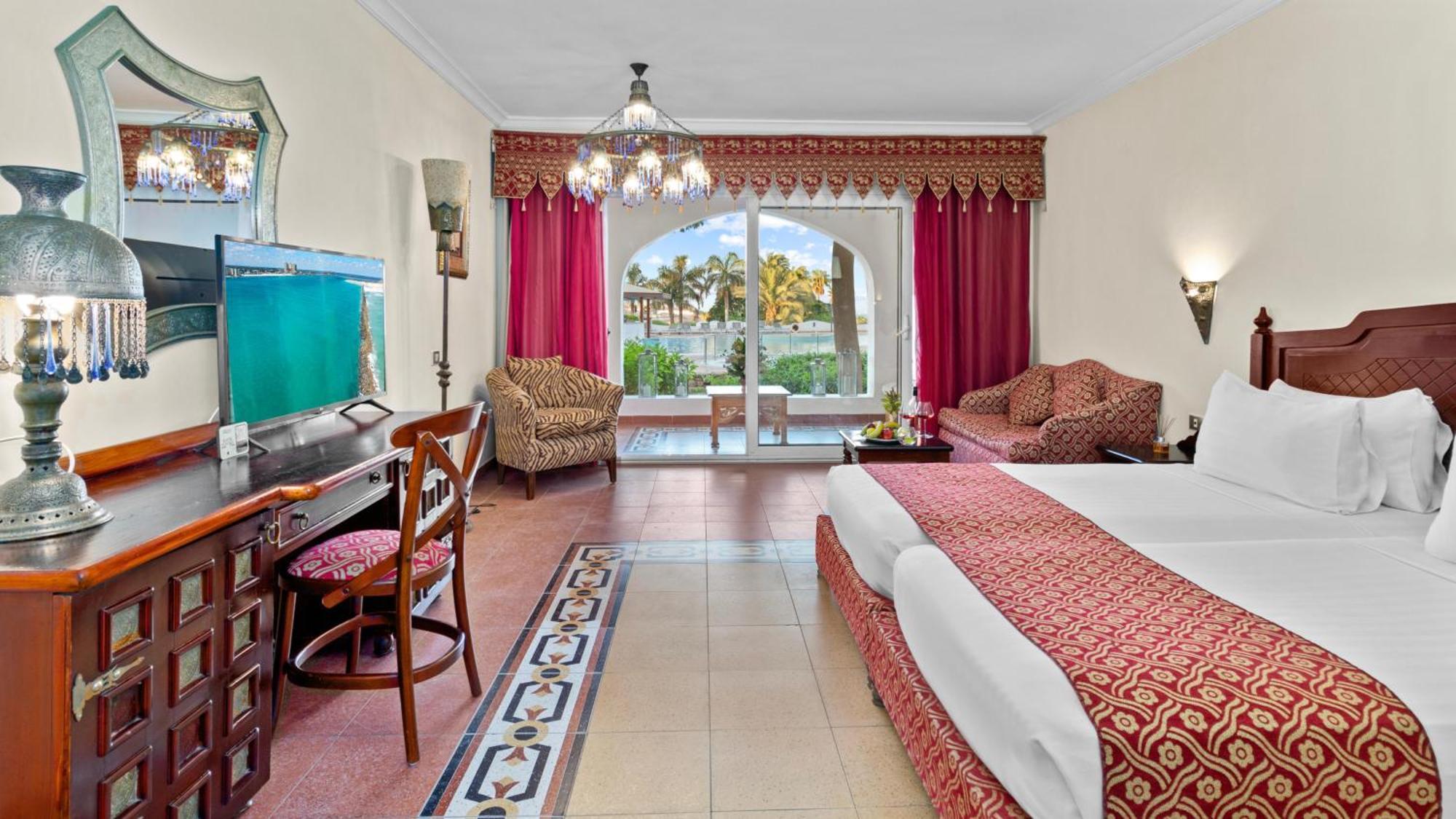 Harem Deluxe Queen or Twin Room Pool View & Garden View